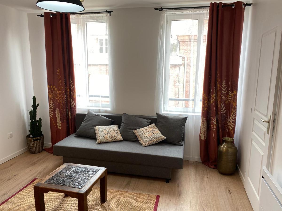 אמיינס Appartements Proche Gare מראה חיצוני תמונה