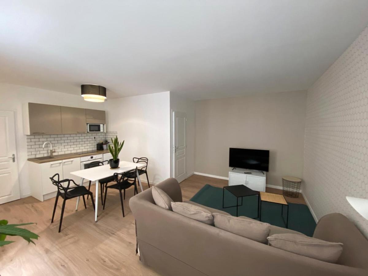 אמיינס Appartements Proche Gare מראה חיצוני תמונה