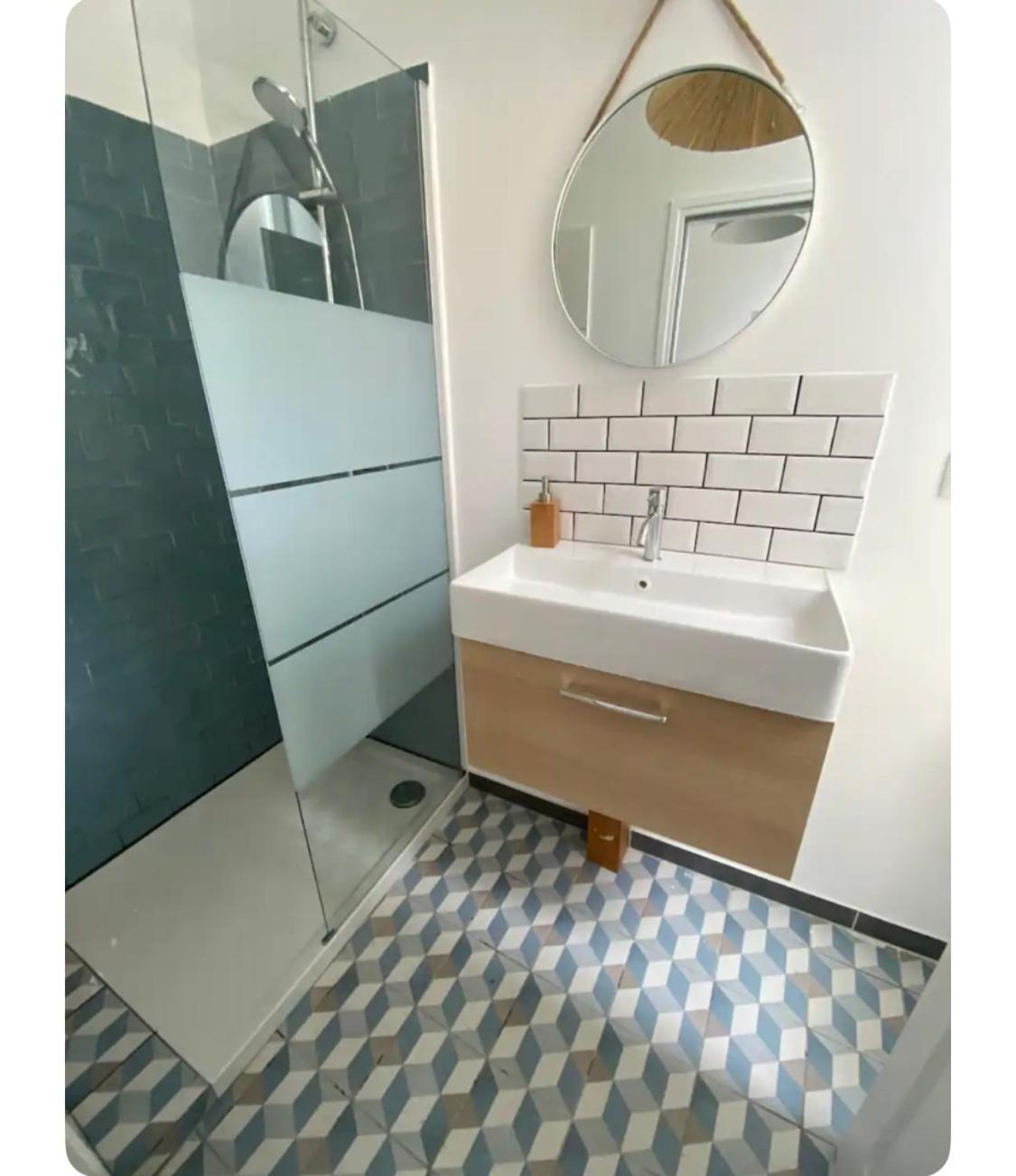 אמיינס Appartements Proche Gare מראה חיצוני תמונה
